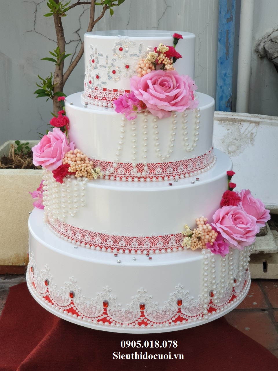 Bánh kem 4 tầng, Thùng tiền 4 tầng Bánh kem 4 tầng, Thùng tiền 4 tầng