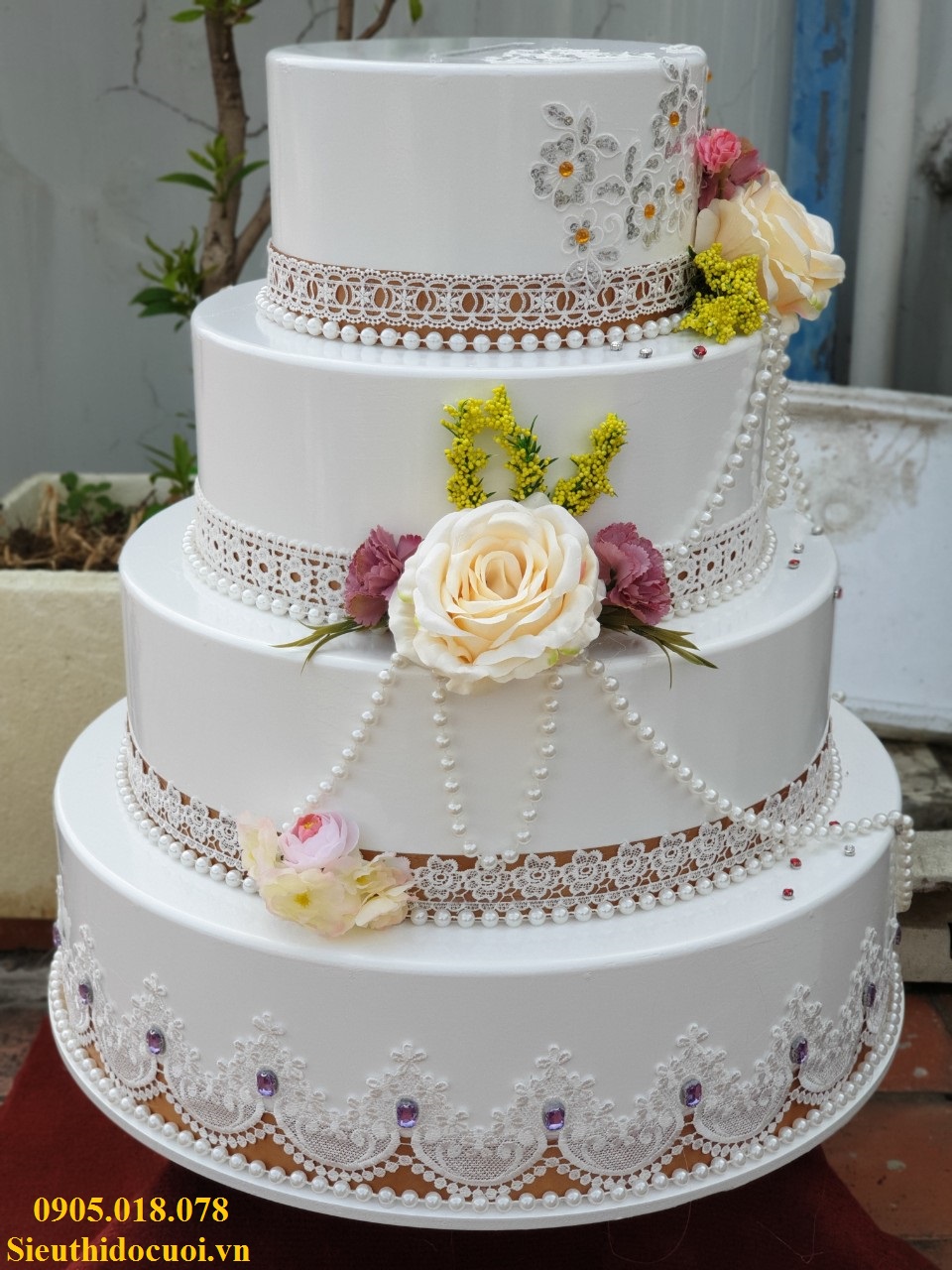 Bánh kem 4 tầng, Thùng tiền 4 tầng Bánh kem 4 tầng, Thùng tiền 4 tầng