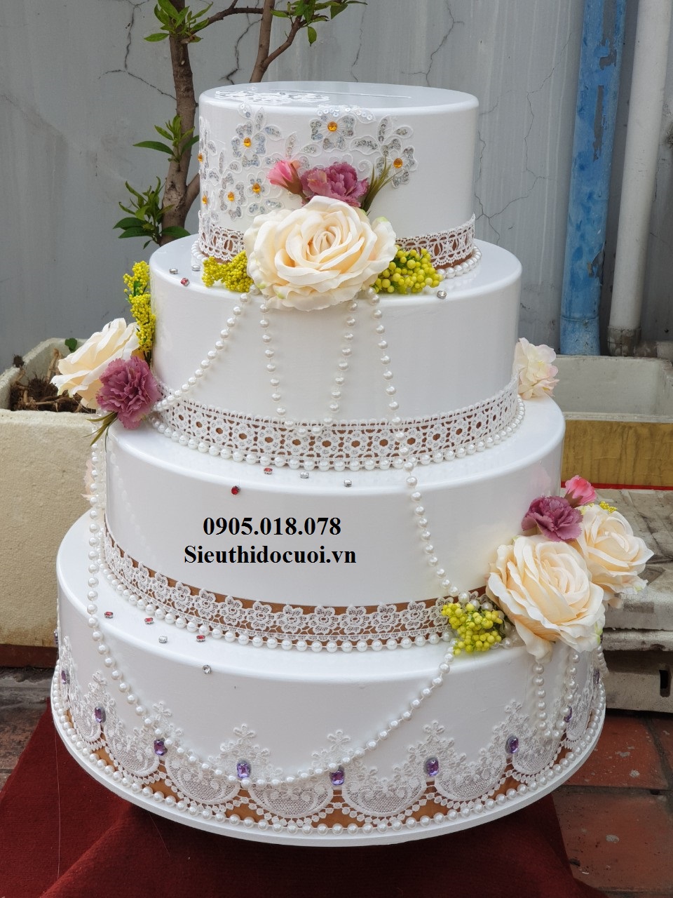 Bánh kem 4 tầng, Thùng tiền 4 tầng Bánh kem 4 tầng, Thùng tiền 4 tầng