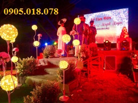 Những mẫu sóng đèn sân khấu đẹp Những mẫu sóng đèn sân khấu đẹp