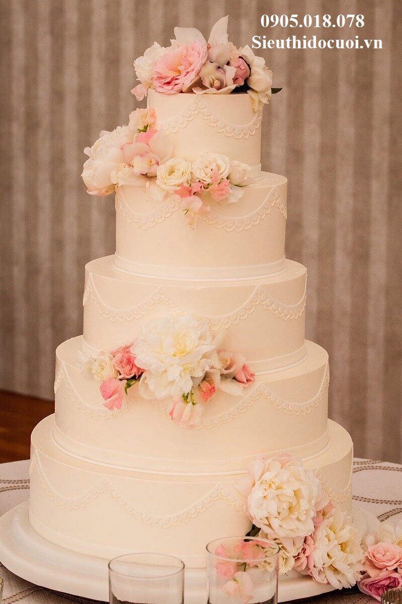 Bánh kem giả Bánh kem giả