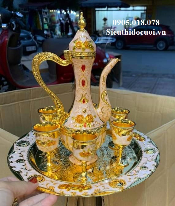 Bình rượu, Ly rượu, bình trà, tách trà Bình rượu, Ly rượu, bình trà, tách trà