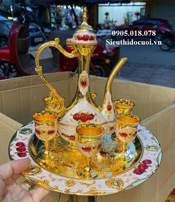 Bình rượu, Ly rượu, bình trà, tách trà Bình rượu, Ly rượu, bình trà, tách trà