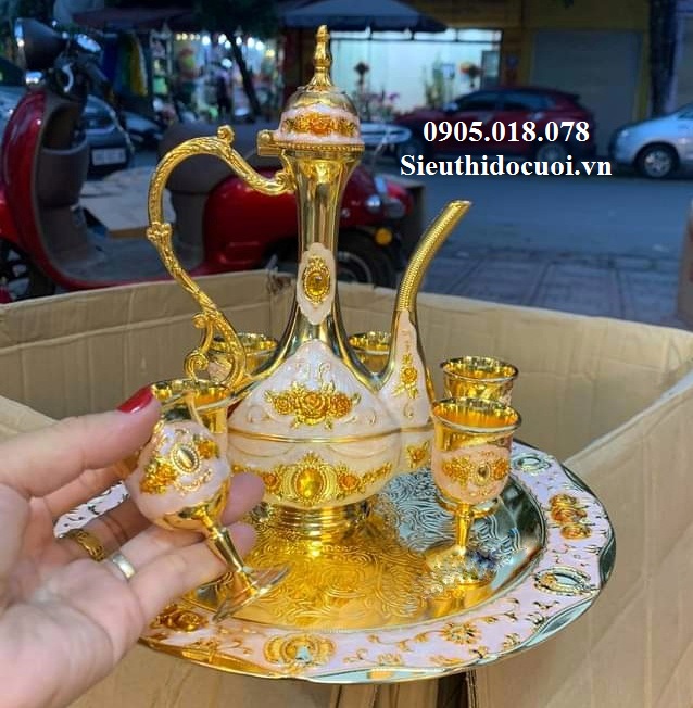 Bình rượu, Ly rượu, bình trà, tách trà Bình rượu, Ly rượu, bình trà, tách trà