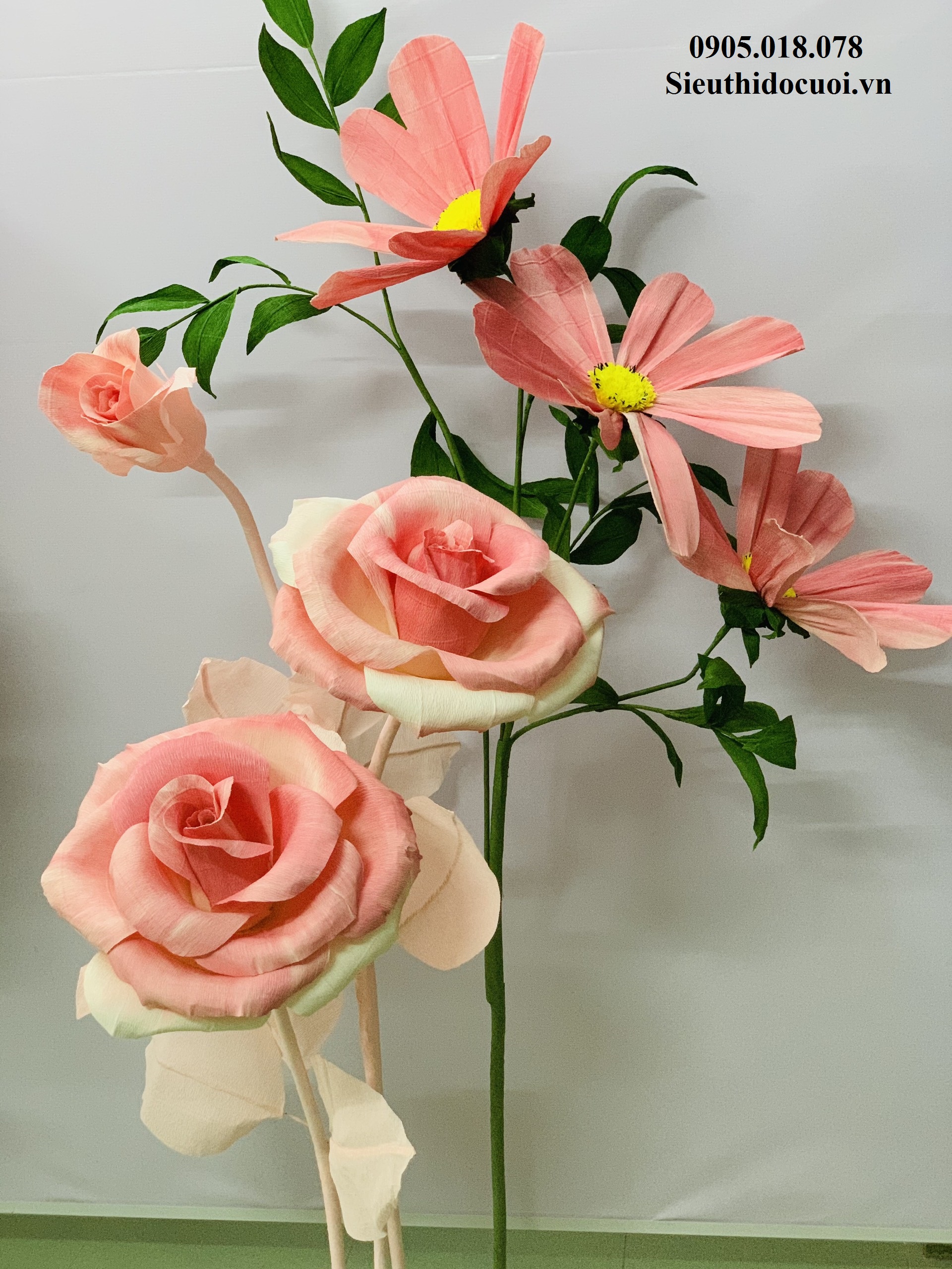 Hoa trang trí sân khấu, lối đi sân khấu Hoa trang trí sân khấu, lối đi sân khấu