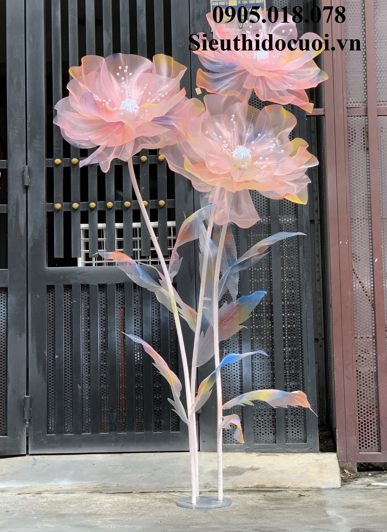 Hoa trang trí sân khấu, lối đi sân khấu Hoa trang trí sân khấu, lối đi sân khấu