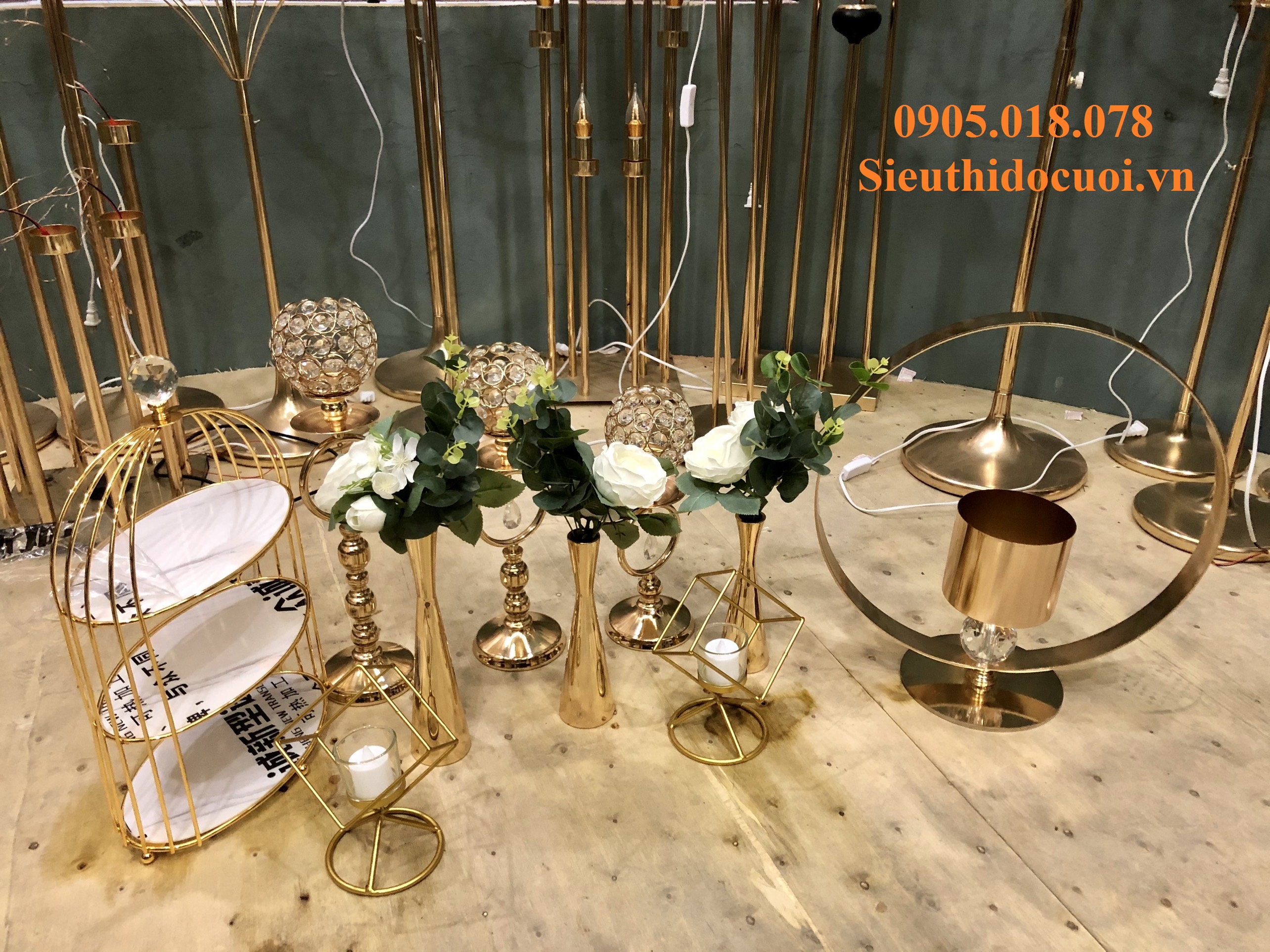 Khay bánh, kệ bánh, giá để bánh, chân bánh kem Khay bánh, kệ bánh, giá để bánh, chân bánh kem