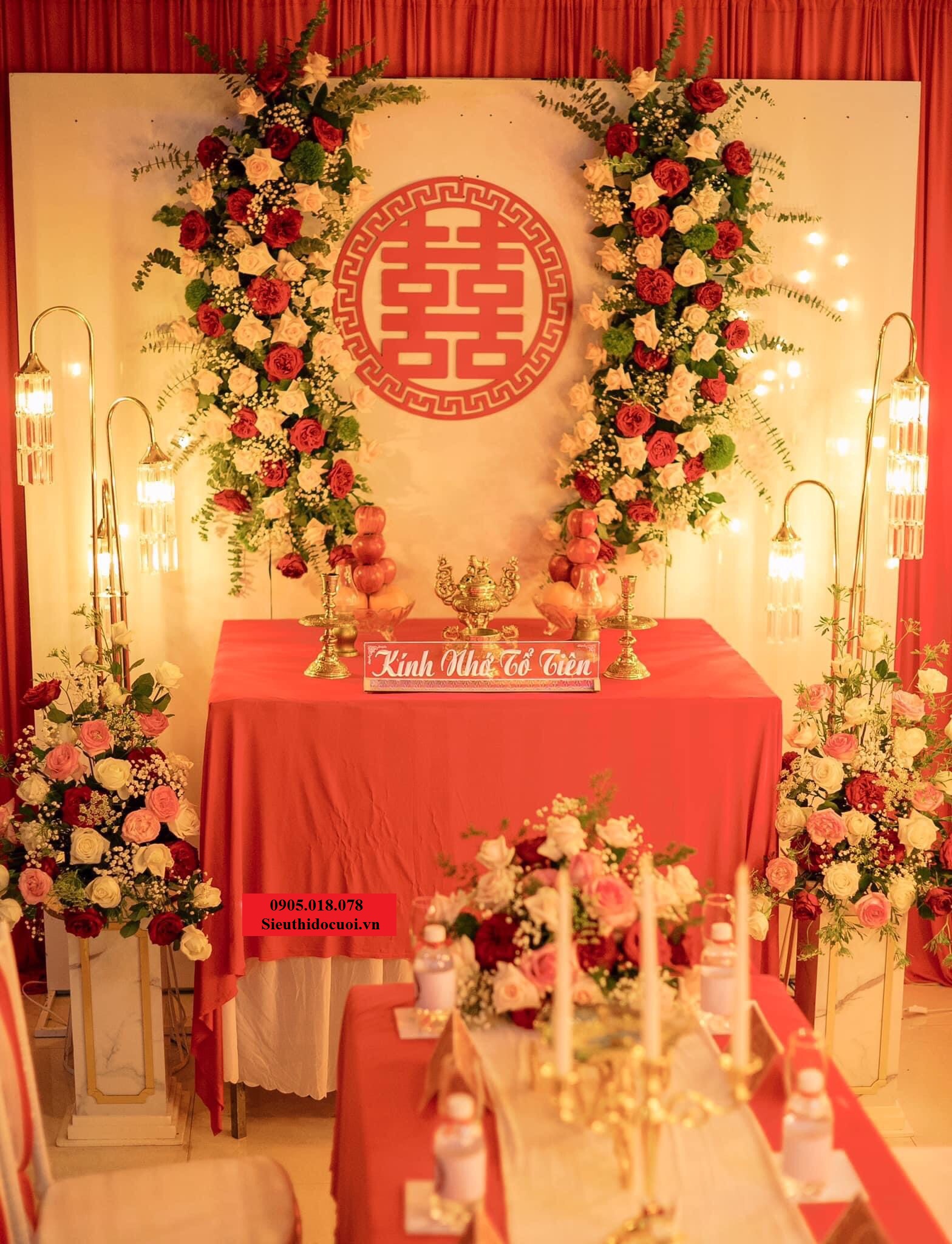 Đèn trang trí dẫn lối sân khấu đám cưới Đèn trang trí dẫn lối sân khấu đám cưới