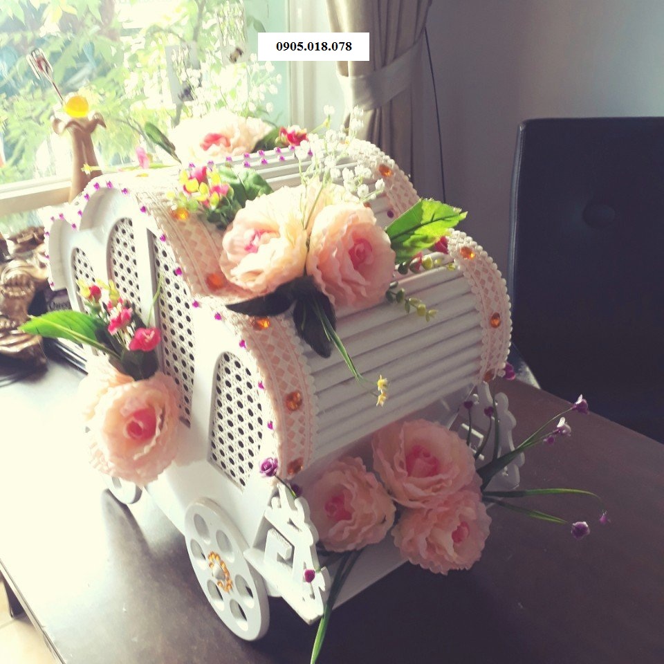 Thùng tiền đám cưới hình xe ngựa Thùng tiền đám cưới hình xe ngựa