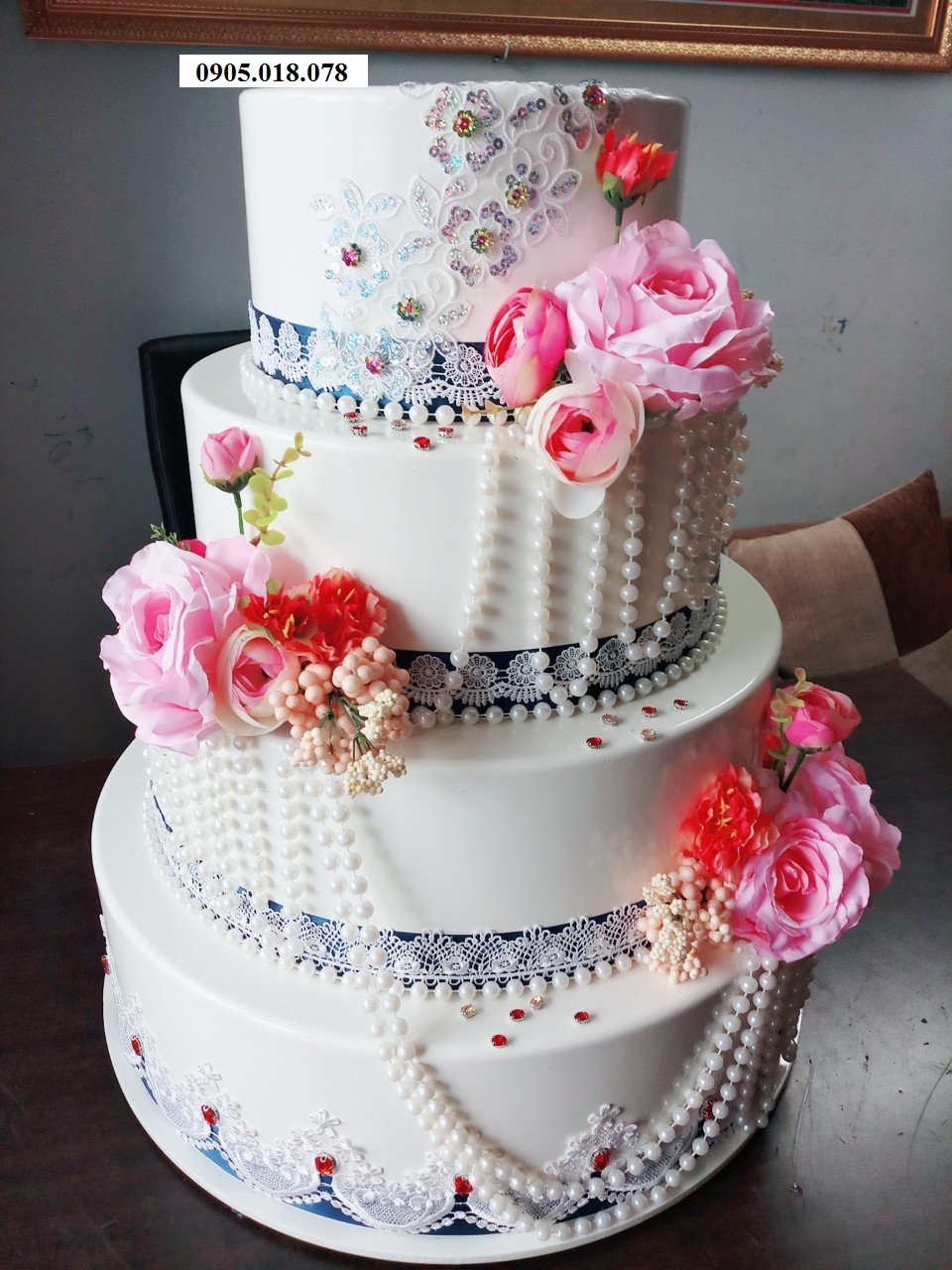 Thùng đựng tiền mừng đám cưới chất liệu PVC Fome dẻo Thùng đựng tiền mừng đám cưới chất liệu PVC Fome dẻo