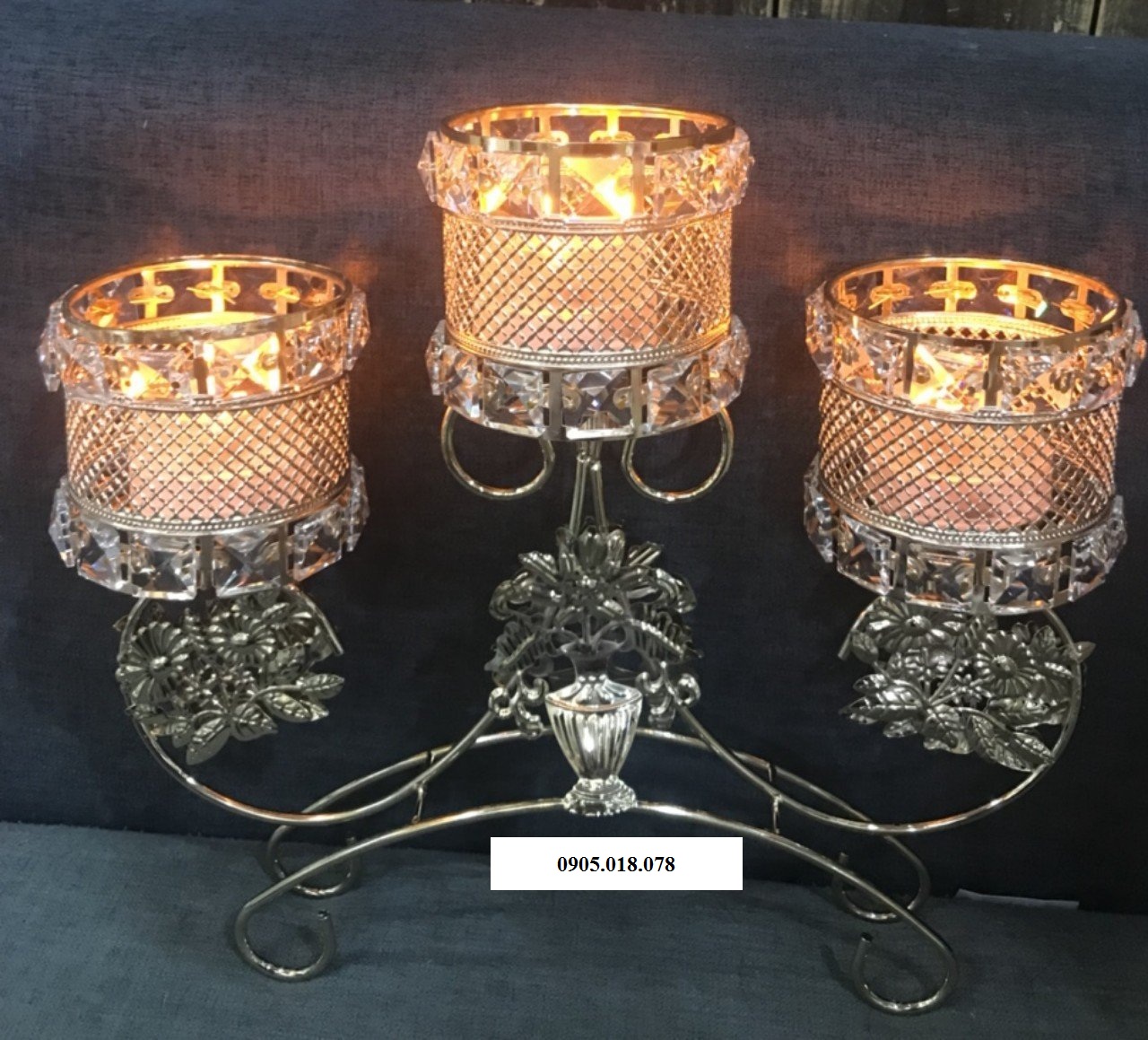 Chân nến pha lê trang trí tông màu vàng Chân nến pha lê trang trí tông màu vàng