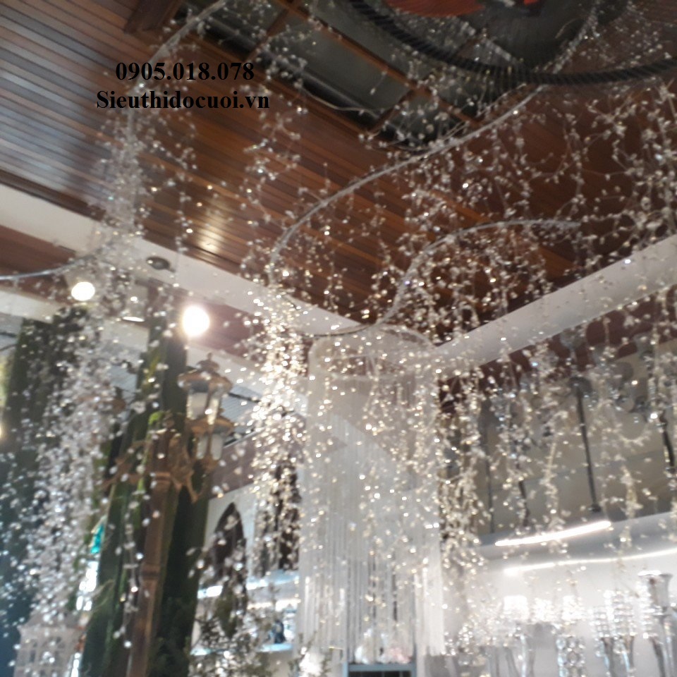 Dây kẽm kết pha lê trang trí cưới Dây kẽm kết pha lê trang trí cưới