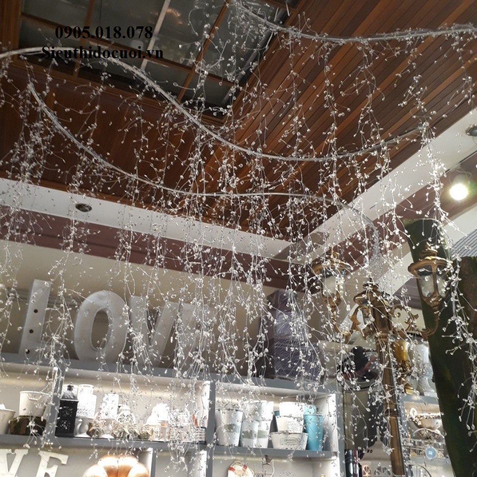 Dây kẽm kết pha lê trang trí cưới Dây kẽm kết pha lê trang trí cưới