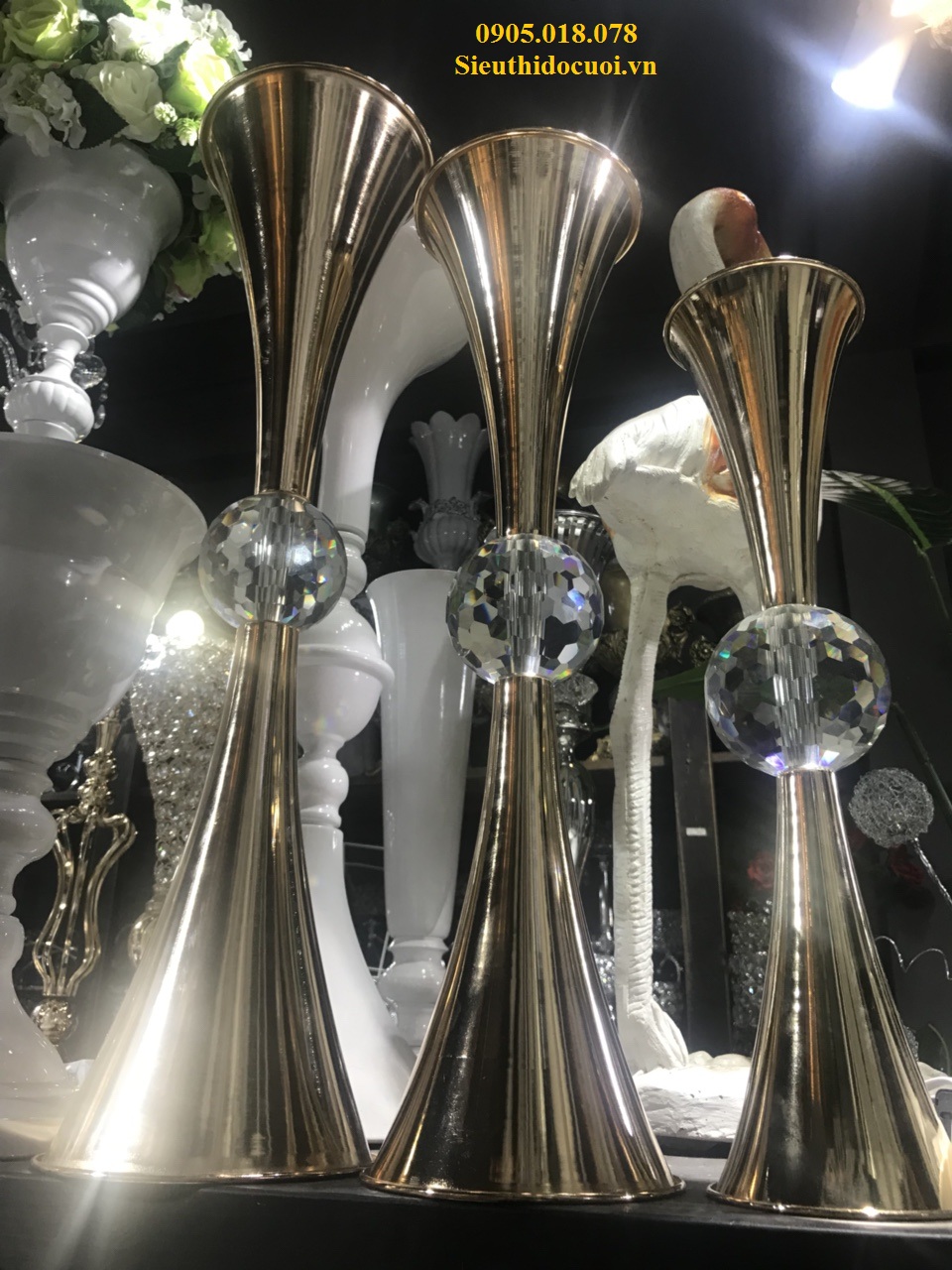 Trụ cắm hoa, đế cắm hoa đẹp, giá rẻ Trụ cắm hoa, đế cắm hoa đẹp, giá rẻ