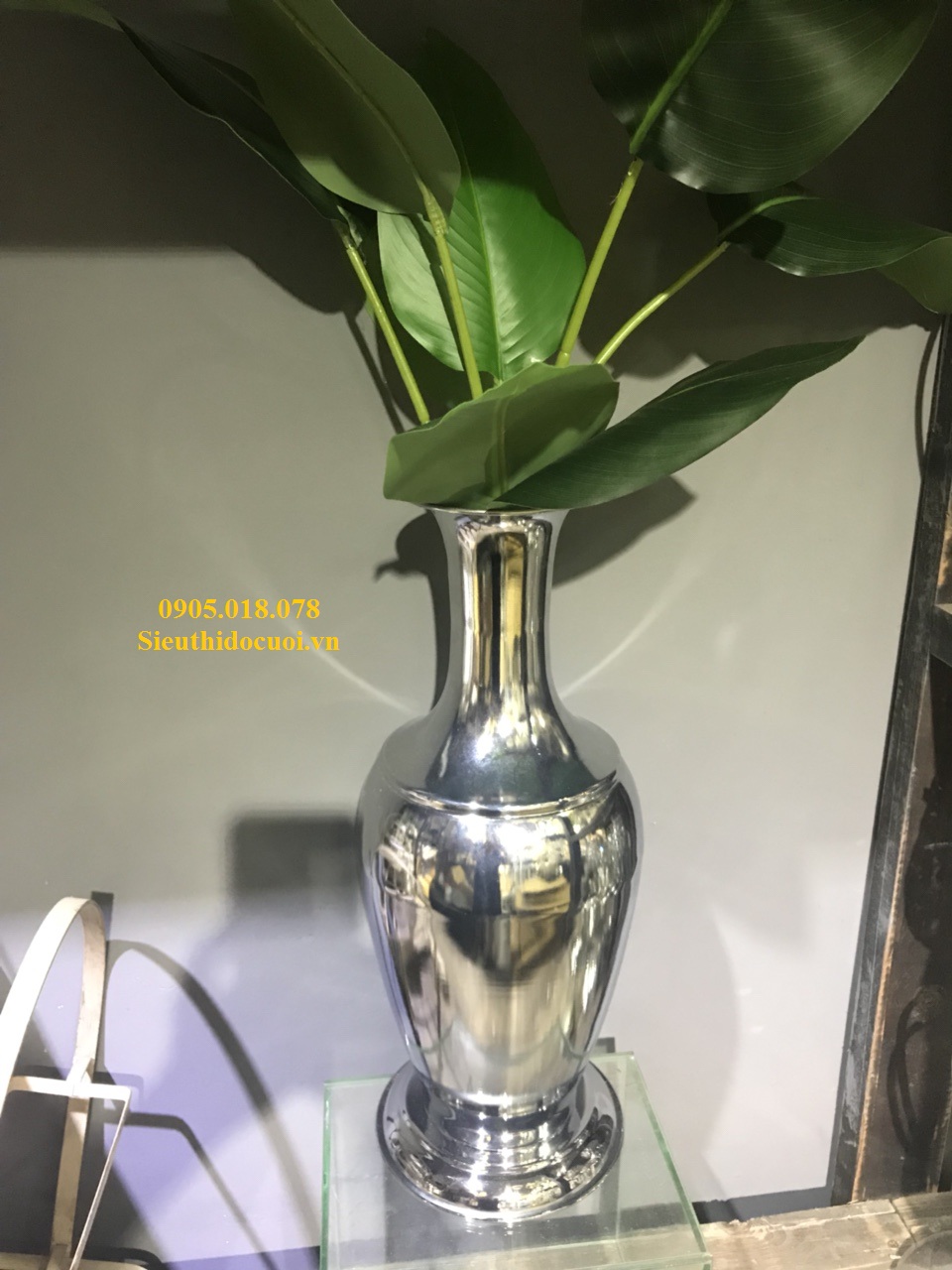 Trụ cắm hoa, đế cắm hoa đẹp, giá rẻ Trụ cắm hoa, đế cắm hoa đẹp, giá rẻ