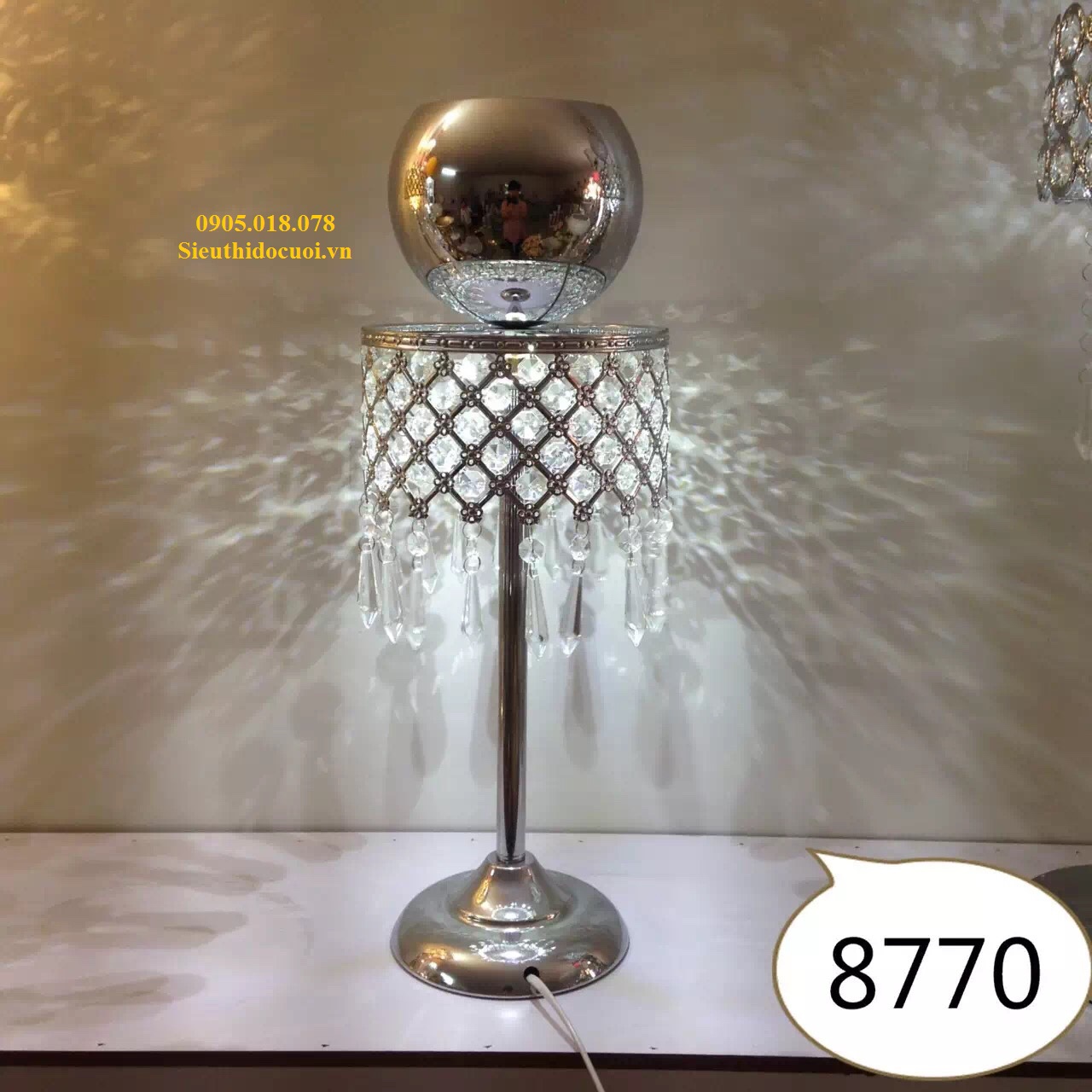 Trụ cắm hoa, đế cắm hoa đẹp, giá rẻ Trụ cắm hoa, đế cắm hoa đẹp, giá rẻ