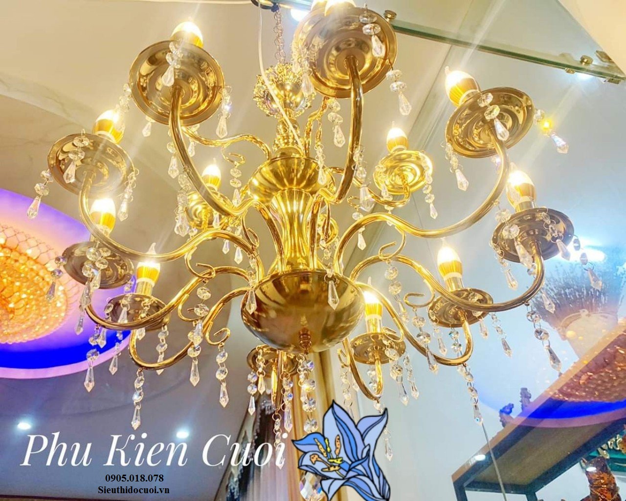 Đèn chùm pha lê nến 15 nhánh (15 nến) Đèn chùm pha lê nến 15 nhánh (15 nến)