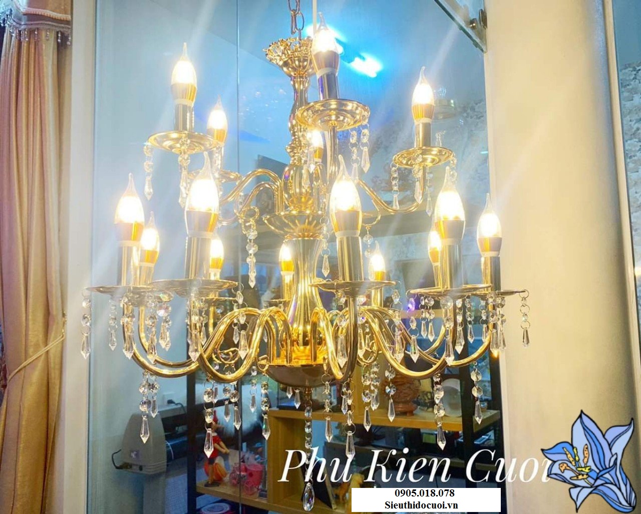 Đèn chùm pha lê nến 15 nhánh (15 nến) Đèn chùm pha lê nến 15 nhánh (15 nến)