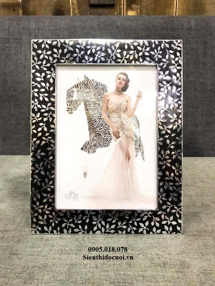 Khung hình, khung ảnh, giá kệ đỡ khung ảnh cưới Khung hình, khung ảnh, giá kệ đỡ khung ảnh cưới