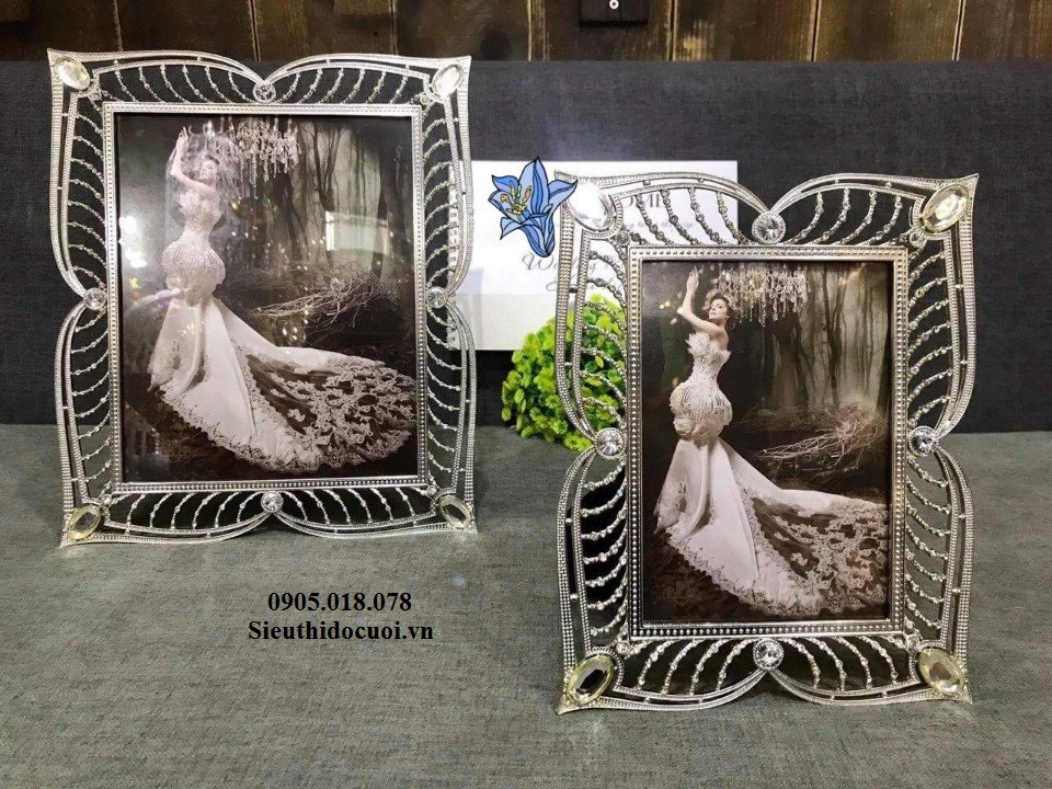 Khung hình, khung ảnh, giá kệ đỡ khung ảnh cưới Khung hình, khung ảnh, giá kệ đỡ khung ảnh cưới