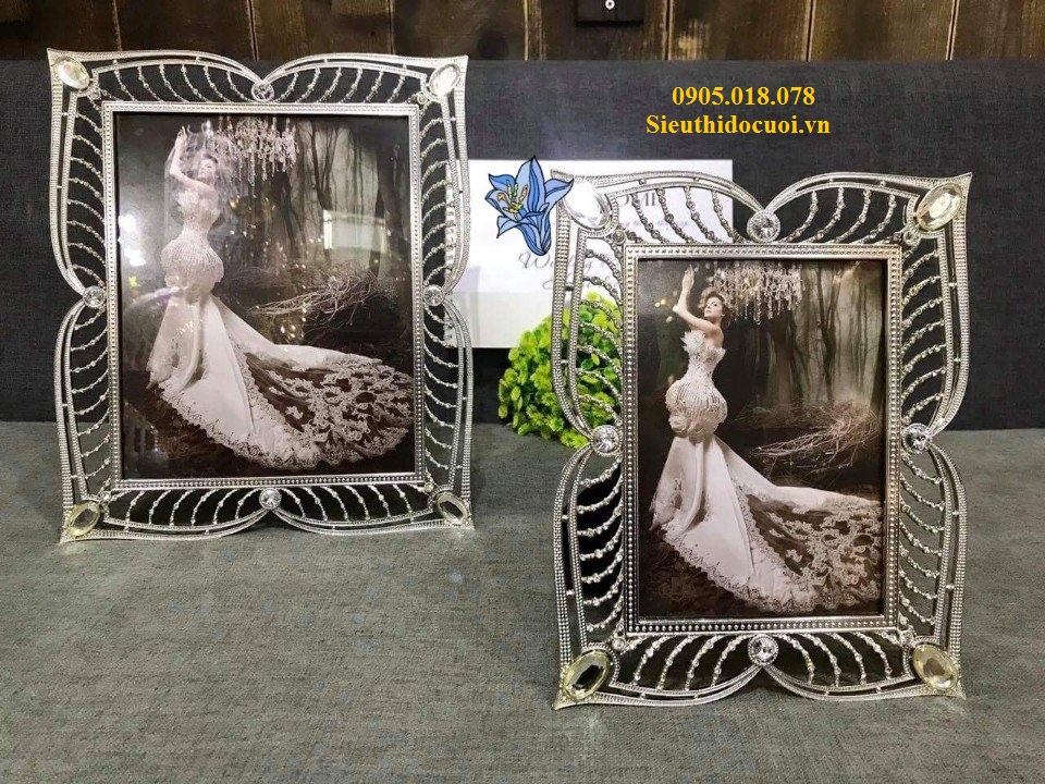 Khung hình, khung ảnh, giá kệ đỡ khung ảnh cưới Khung hình, khung ảnh, giá kệ đỡ khung ảnh cưới