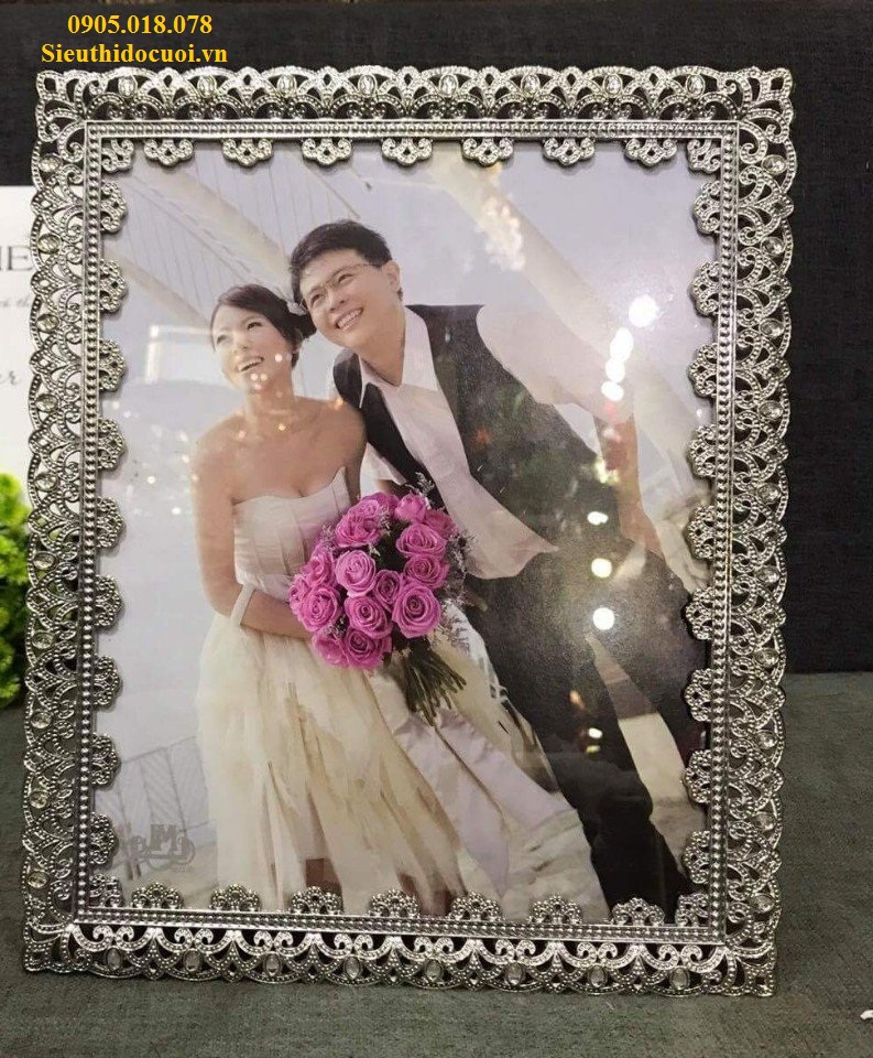 Khung hình, khung ảnh, giá kệ đỡ khung ảnh cưới Khung hình, khung ảnh, giá kệ đỡ khung ảnh cưới