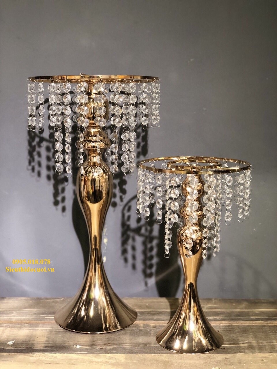 Trụ cắm hoa, đế cắm hoa đẹp, giá rẻ Trụ cắm hoa, đế cắm hoa đẹp, giá rẻ