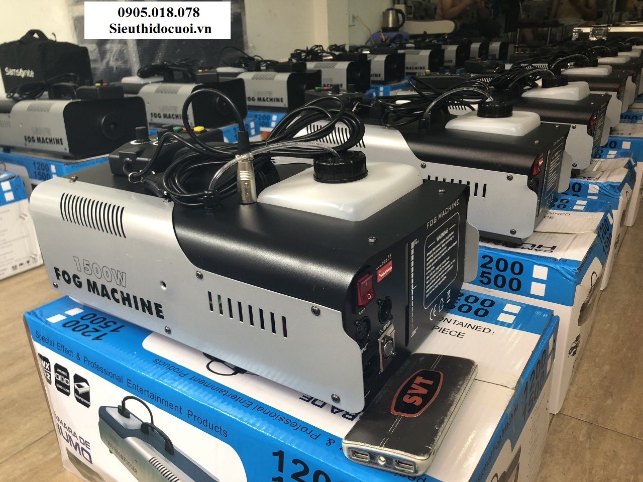 Máy tạo khói 1500w, Máy phun khói 1500w, nước tạo khói, nước phun khói Máy tạo khói 1500w, Máy phun khói 1500w, nước tạo khói, nước phun khói