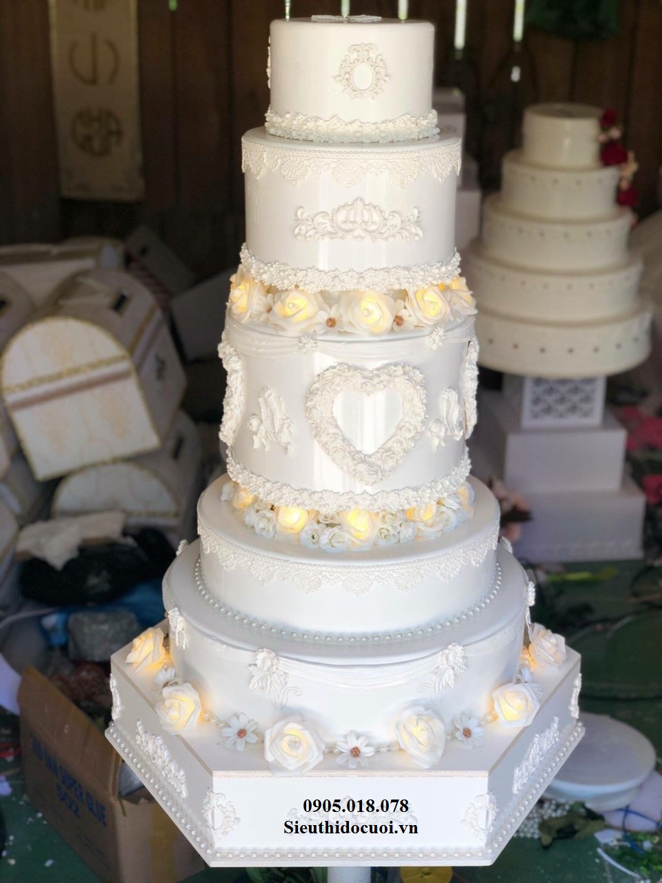 Bánh kem cao cấp Bánh kem cao cấp