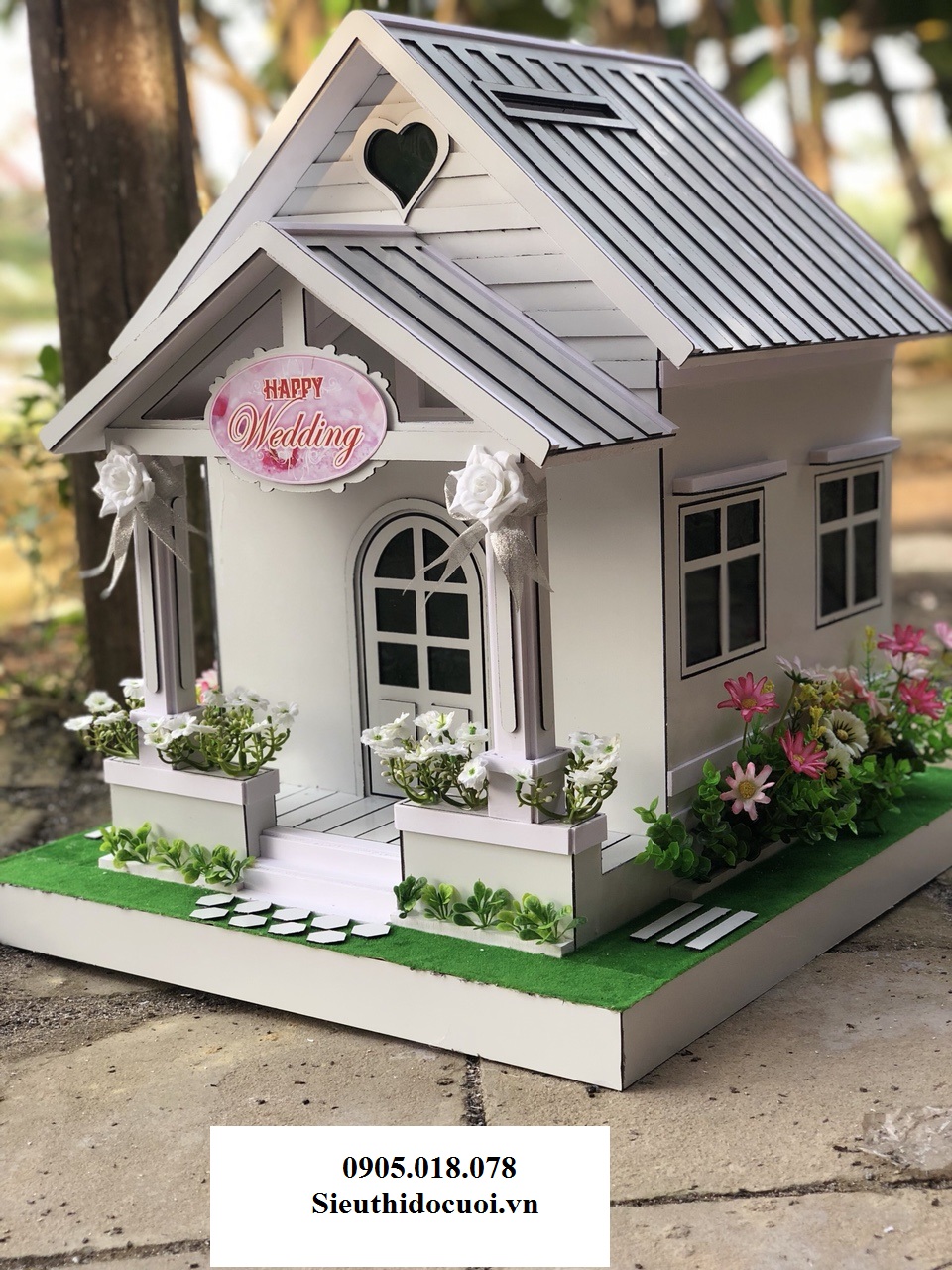 Thùng tiền đám cưới hình ngôi nhà Thùng tiền đám cưới hình ngôi nhà