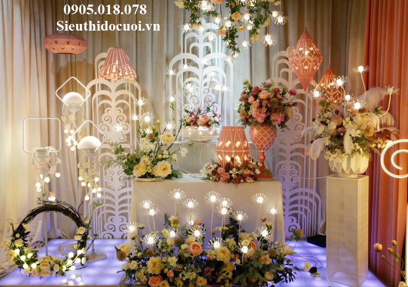 Hoa và lá trang trí Hoa và lá trang trí