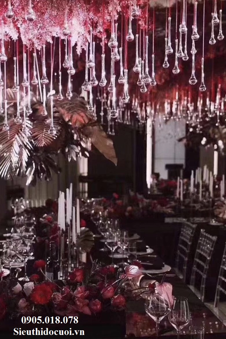 Mẫu treo Decor cho nhà hàng, rạp cưới, cổng cưới Mẫu treo Decor cho nhà hàng, rạp cưới, cổng cưới