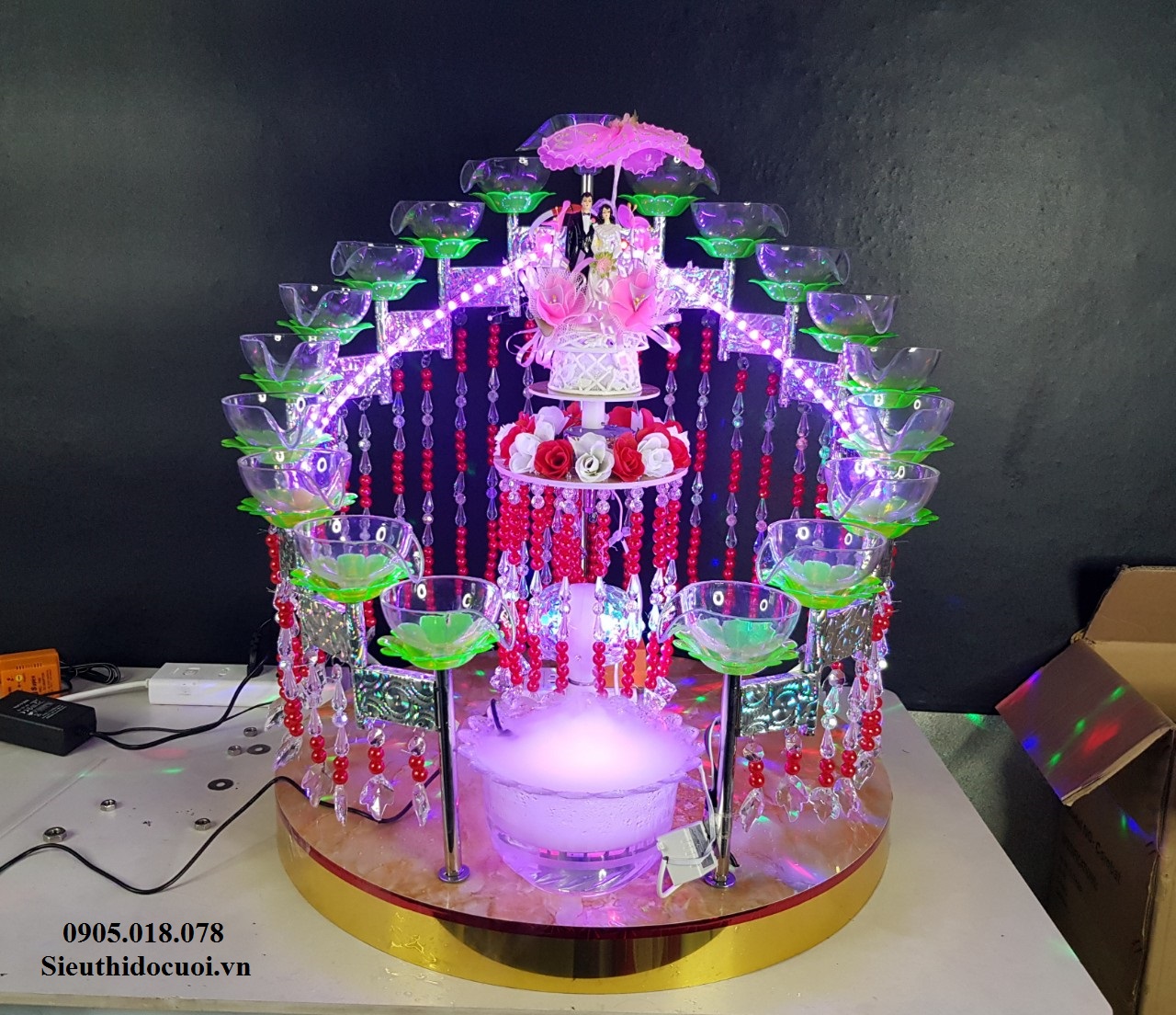 Tháp ly đám cưới Tháp ly đám cưới