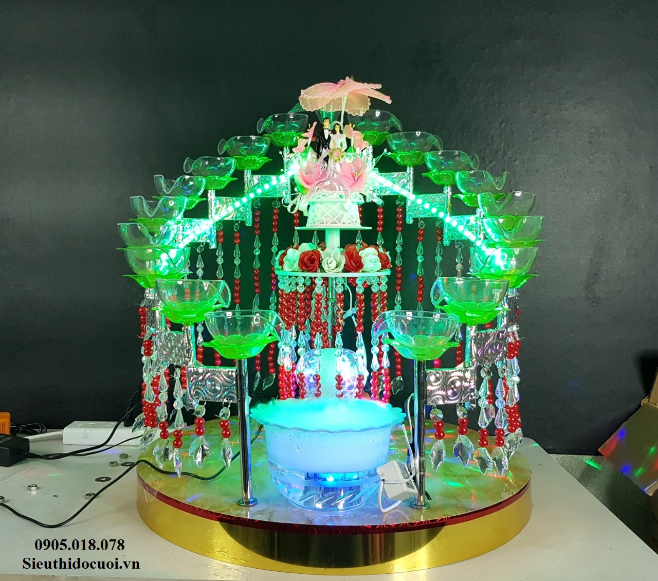 Tháp ly đám cưới Tháp ly đám cưới