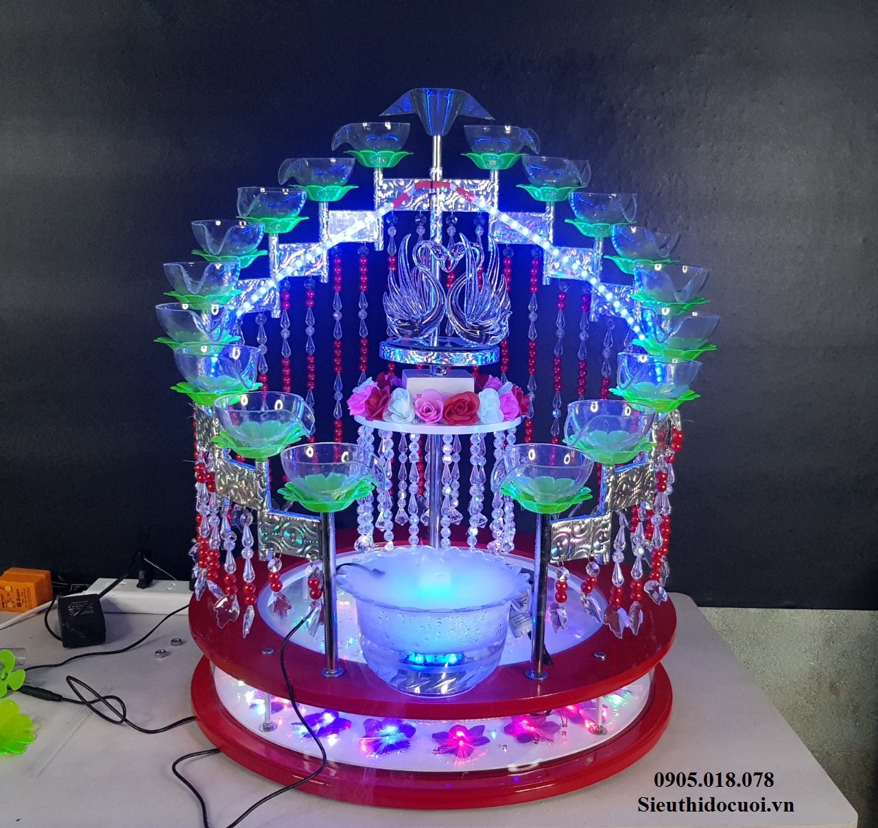 Tháp ly đám cưới Tháp ly đám cưới