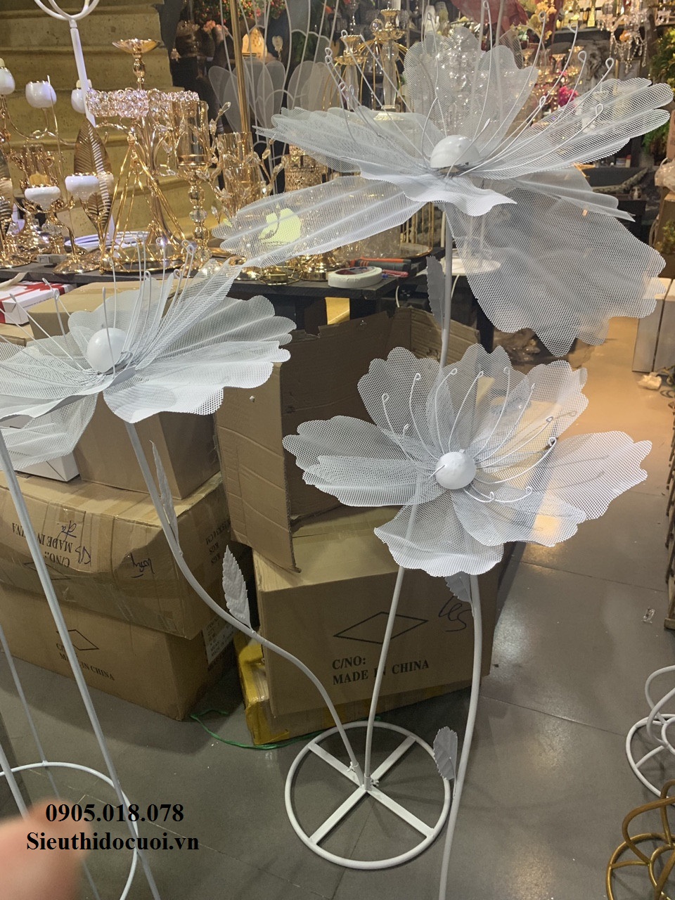 Những mẫu sóng đèn sân khấu đẹp Những mẫu sóng đèn sân khấu đẹp