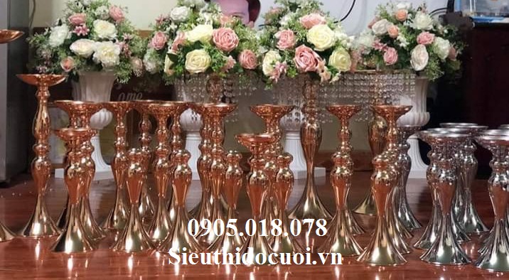 Chân cắm hoa giá rẻ Chân cắm hoa giá rẻ