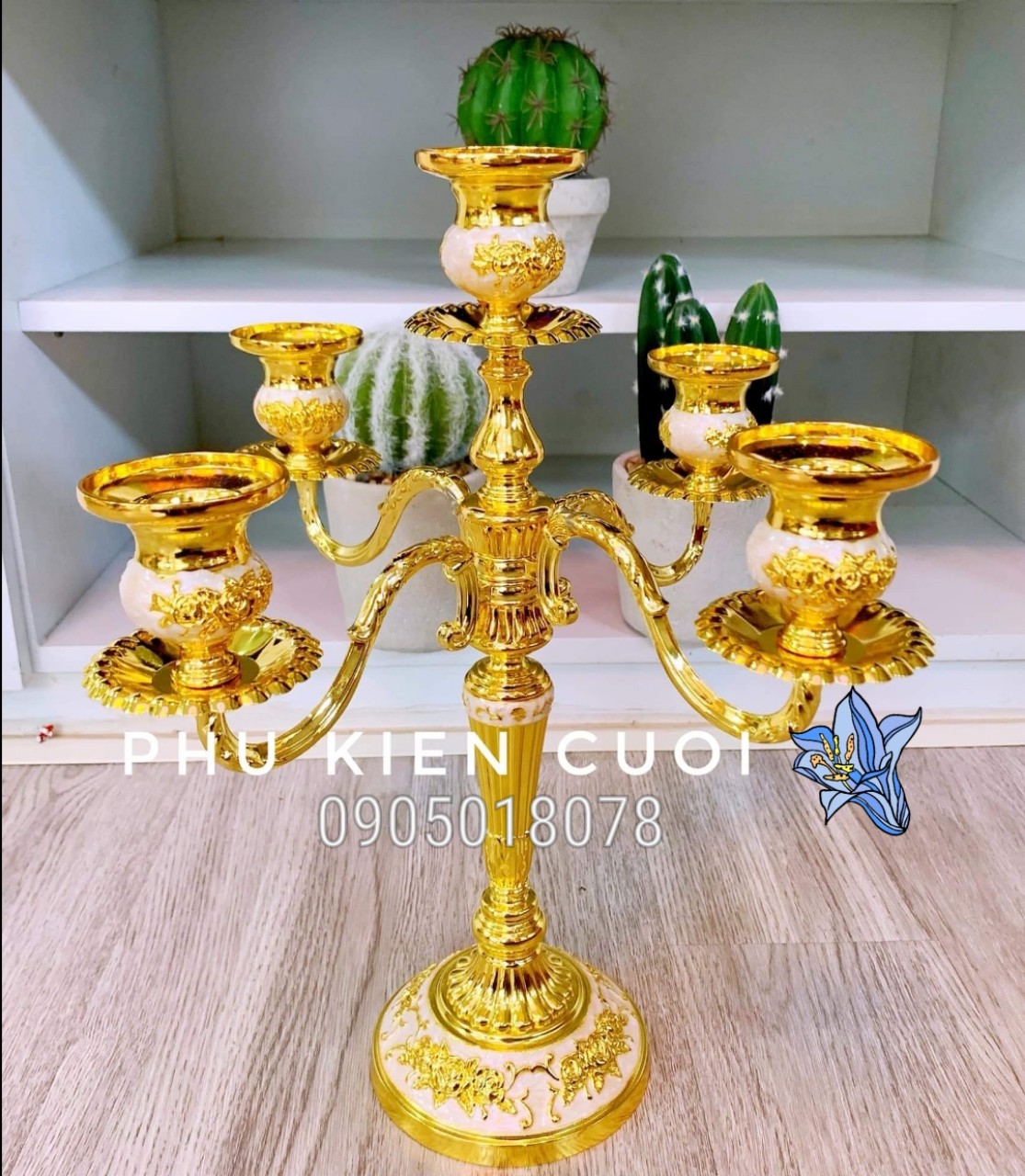 Chân nến giá rẻ Chân nến giá rẻ