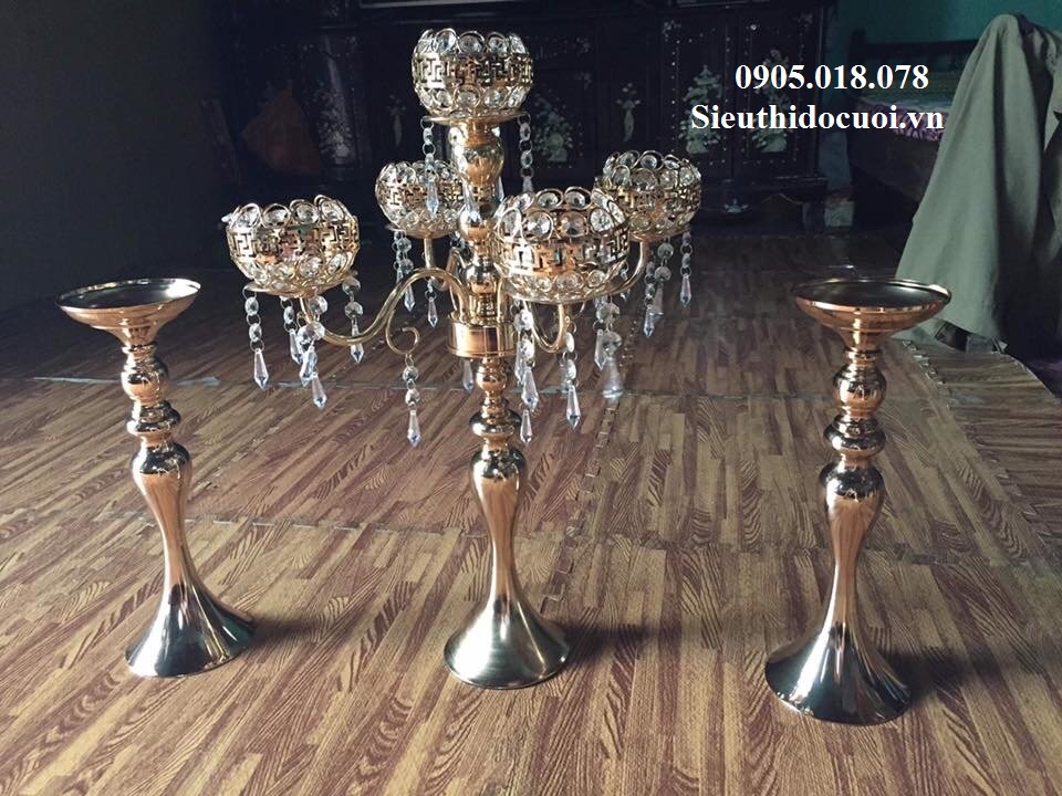 Chân nến pha lê trang trí giá rẻ, đẹp, nghệ thuật, cổ điển, các mậu chân nến pha lê đẹp Chân nến pha lê trang trí giá rẻ, đẹp, nghệ thuật, cổ điển, các mậu chân nến pha lê đẹp