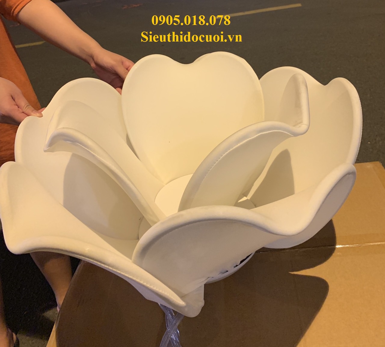 Những mẫu sóng đèn sân khấu đẹp Những mẫu sóng đèn sân khấu đẹp