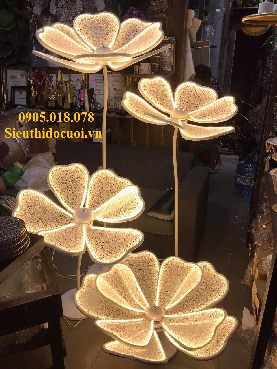 Những mẫu sóng đèn sân khấu đẹp Những mẫu sóng đèn sân khấu đẹp