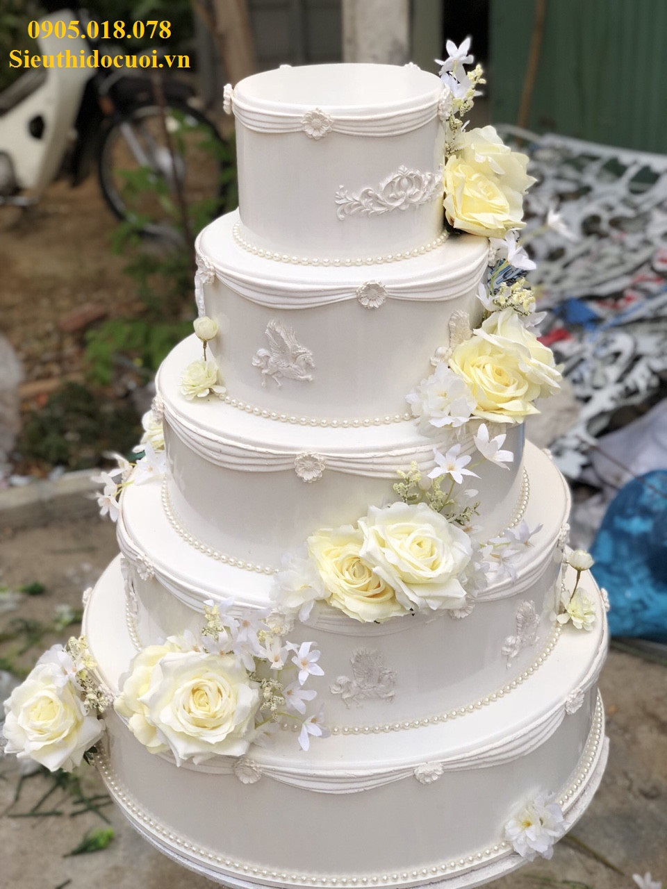 Bánh kem mô hình cưới Bánh kem mô hình cưới