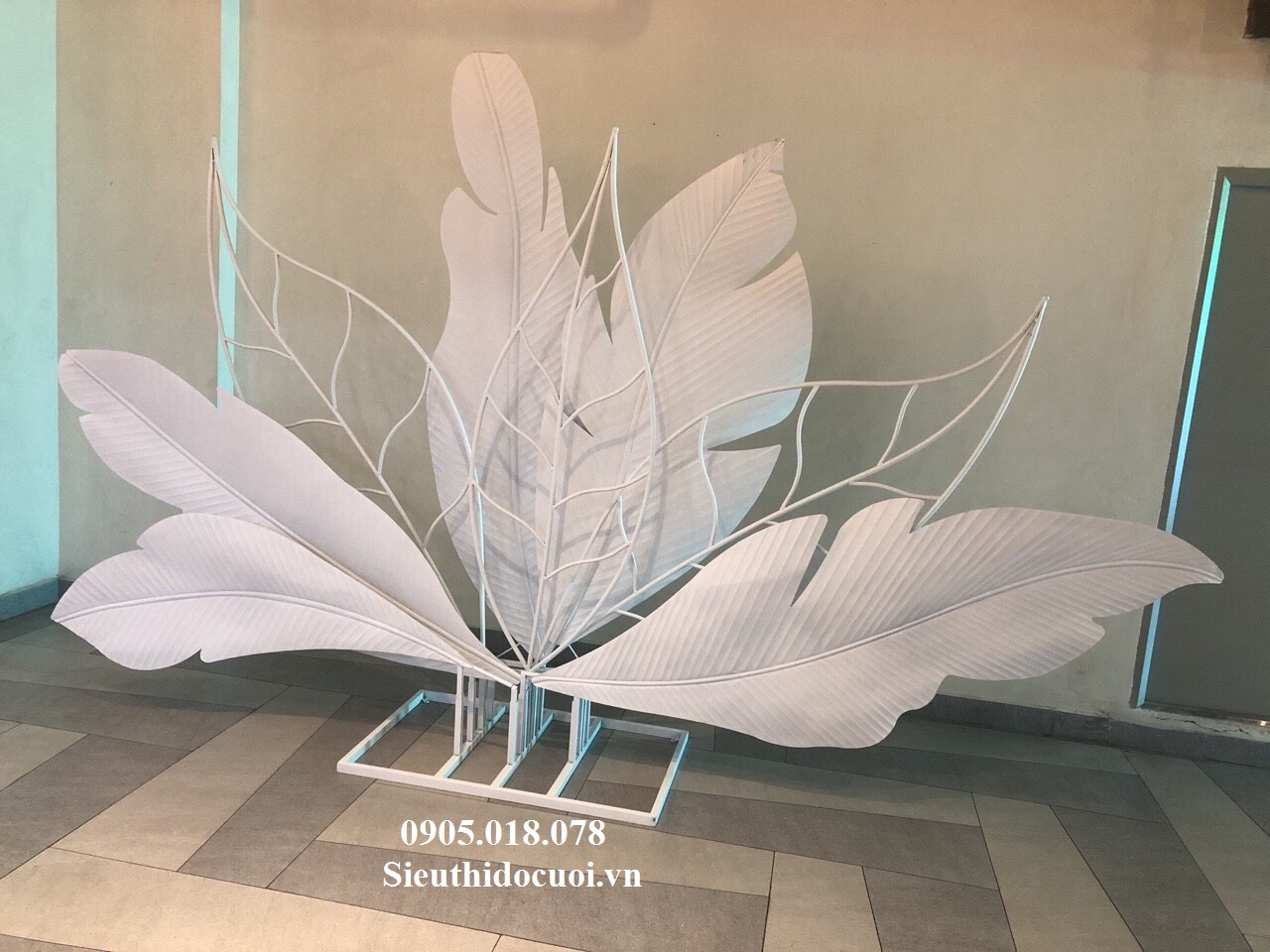 Đôn hoa bằng khung sắt Đôn hoa bằng khung sắt