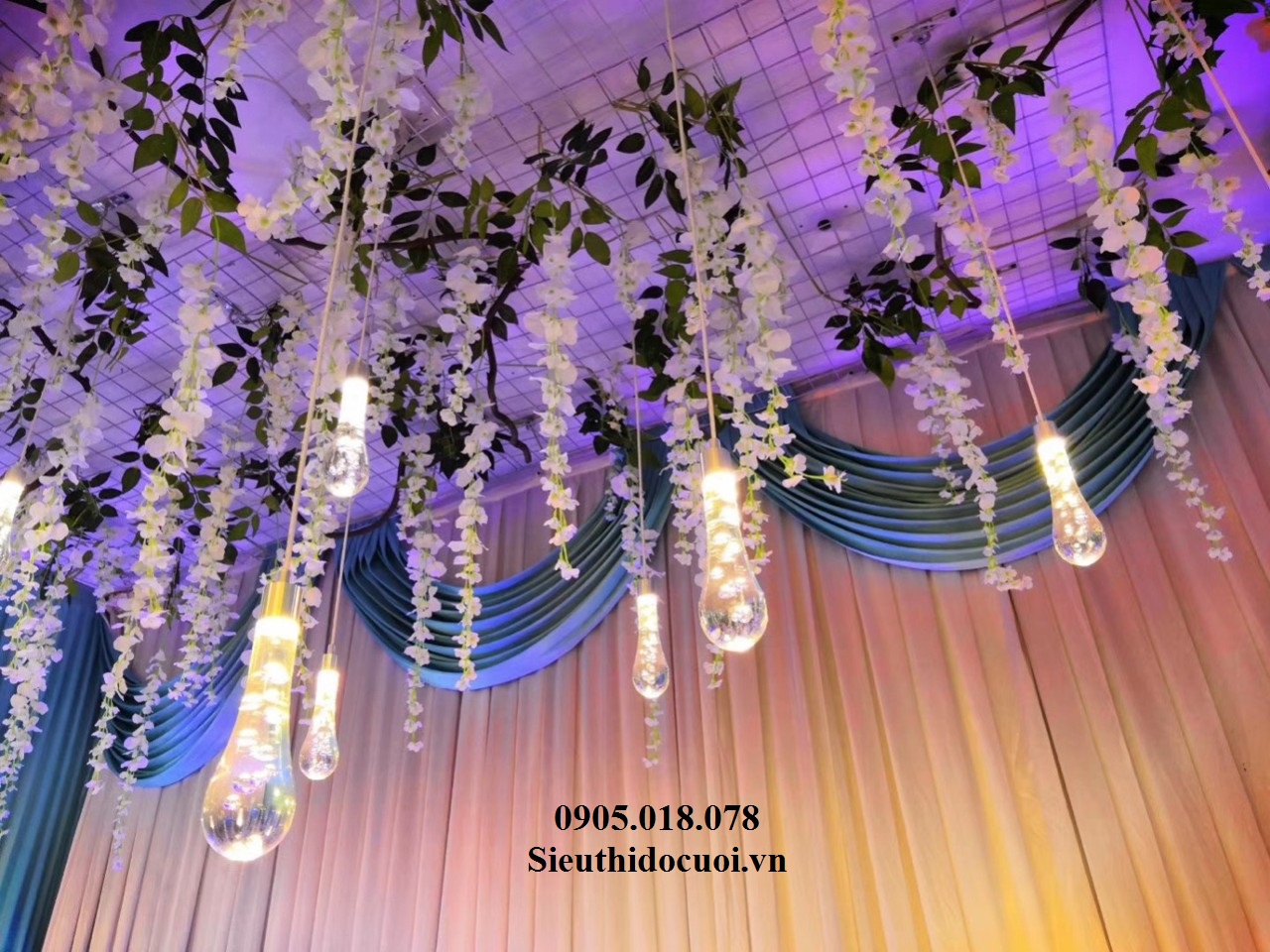 Mẫu treo Decor cho nhà hàng, rạp cưới, cổng cưới Mẫu treo Decor cho nhà hàng, rạp cưới, cổng cưới