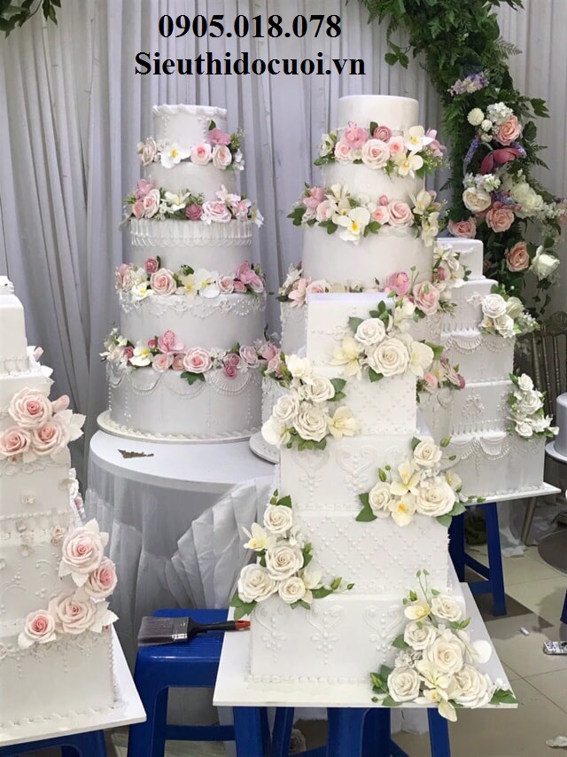 Bánh kem mô hình cưới Bánh kem mô hình cưới
