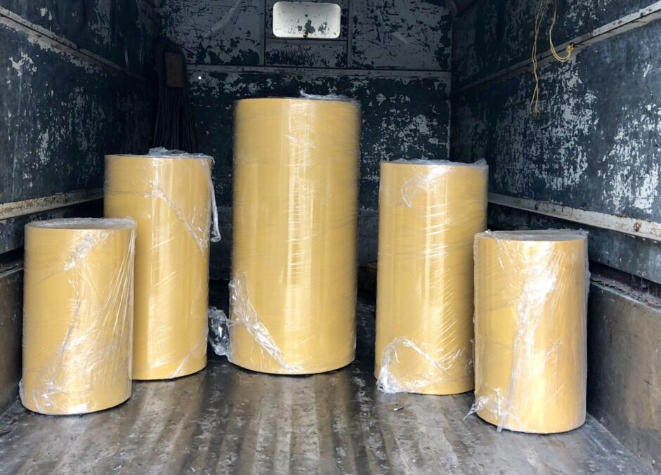 Đôn hoa bằng khung sắt Đôn hoa bằng khung sắt