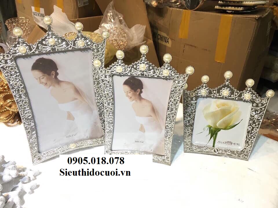 Khung hình, khung ảnh, giá kệ đỡ khung ảnh cưới Khung hình, khung ảnh, giá kệ đỡ khung ảnh cưới
