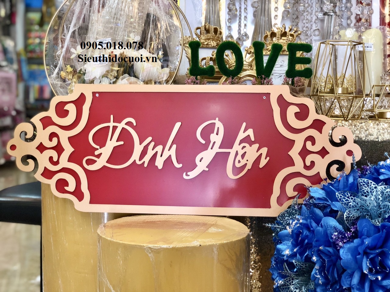 Bảng lễ treo cổng Bảng lễ treo cổng