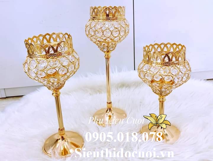 Chân nến kim loại giá rẻ Chân nến kim loại giá rẻ