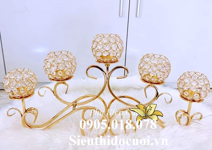 Chân nến kim loại giá rẻ Chân nến kim loại giá rẻ